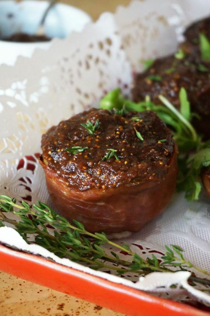 Prosciutto Meatloaf Muffins with Fig Jam | Autoimmune-Paleo.com