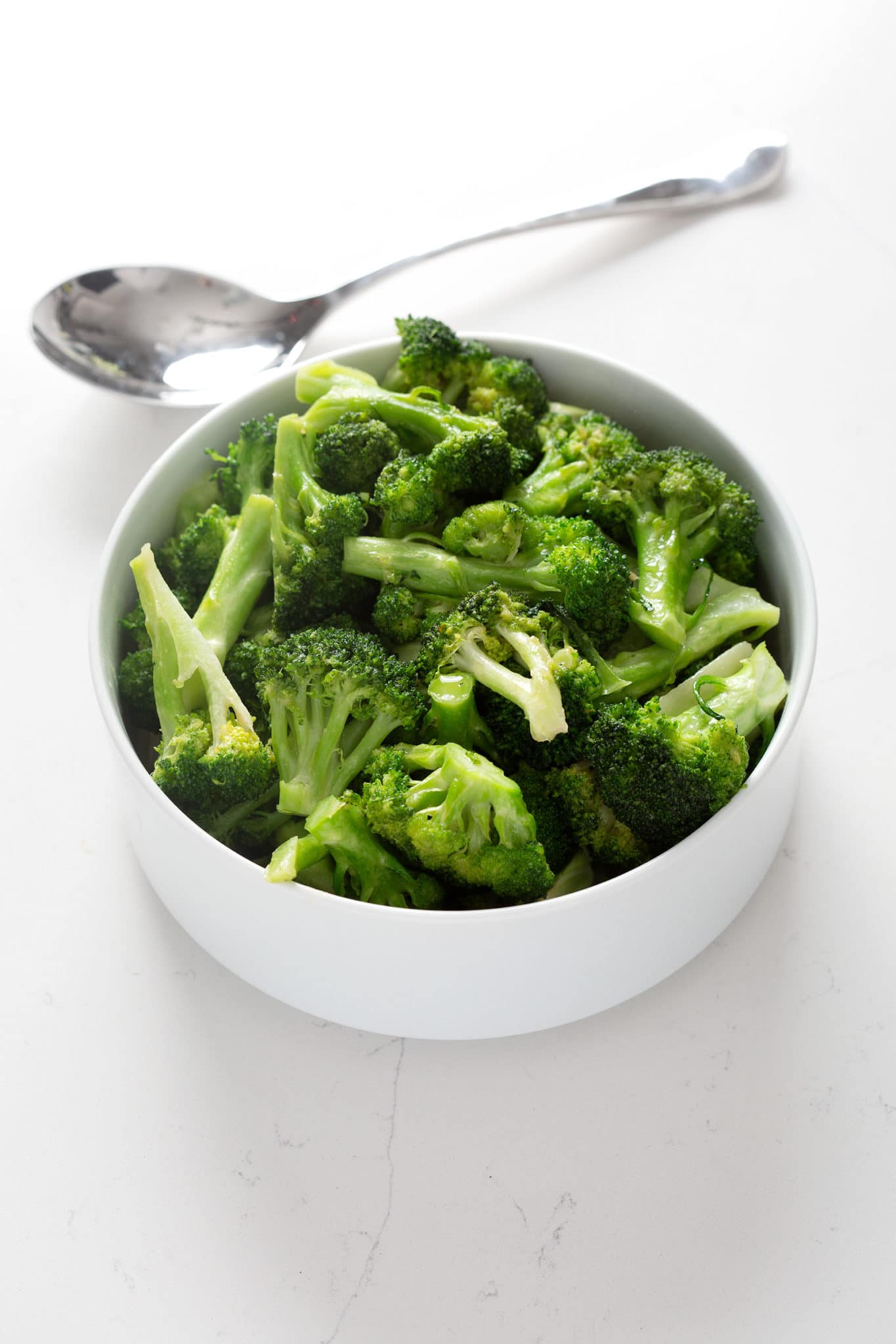 Close up of a bowl of broccoli